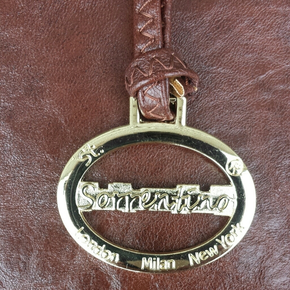 NWT Sorrentino Oval Structured Satchel Handbag With Punched Design - Picture 5 of 16